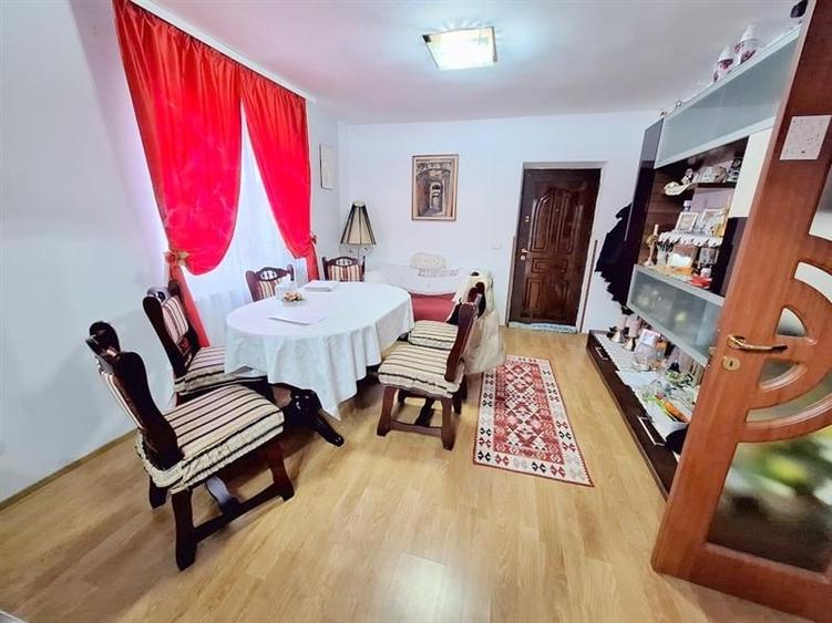 Casa moderna P+1 in Magura, 7 dormitoare, teren 421 mp, posibilitate 2 locuinte, - 42