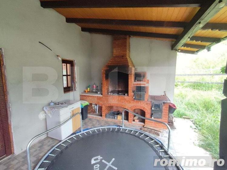 Casa de vacanta si anexe in Stulpicani - 9