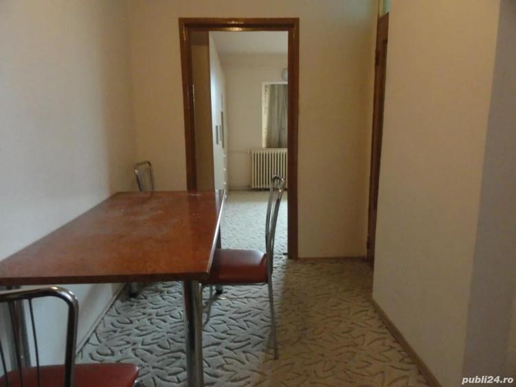 Apartament 1 camera decomandat intr-un bloc de apartamente in Confectii, renovat, mobilat - 2