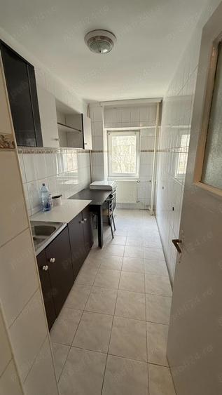 Vitan Mall, decomandata, nemobilata - 2