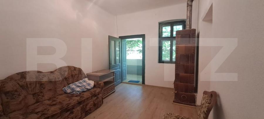 Casă individuală cu 5 camere cu Garaj în Berivoi