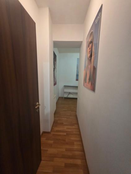 Spațiu comercial, de 56.119998931885 mp, în Trocadero