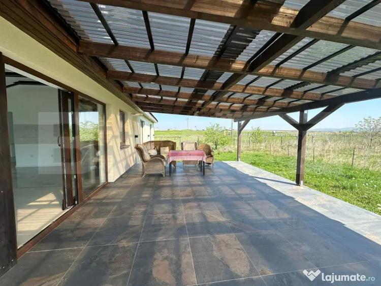 Casă cu 3 camere cu Teren 500 Mp în Central