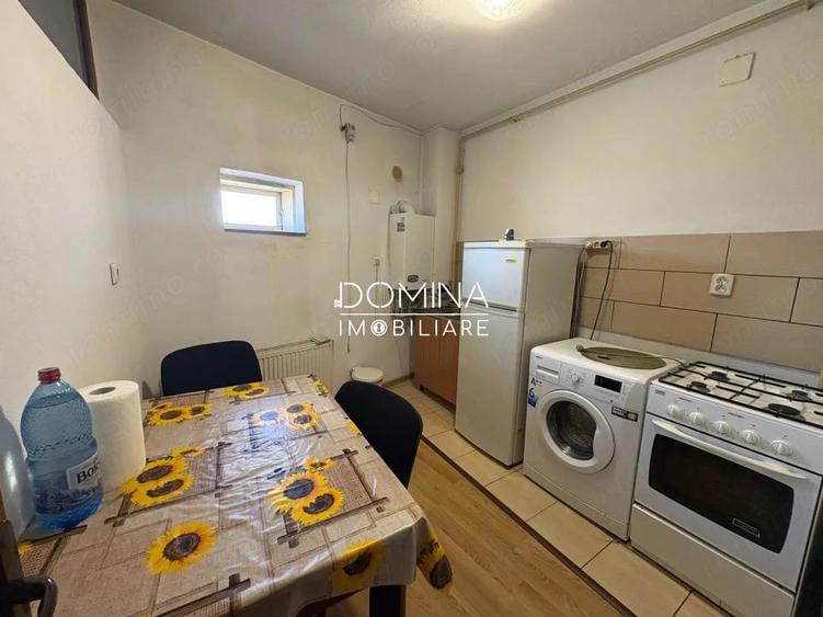 Garsonieră decomandată în Unirii