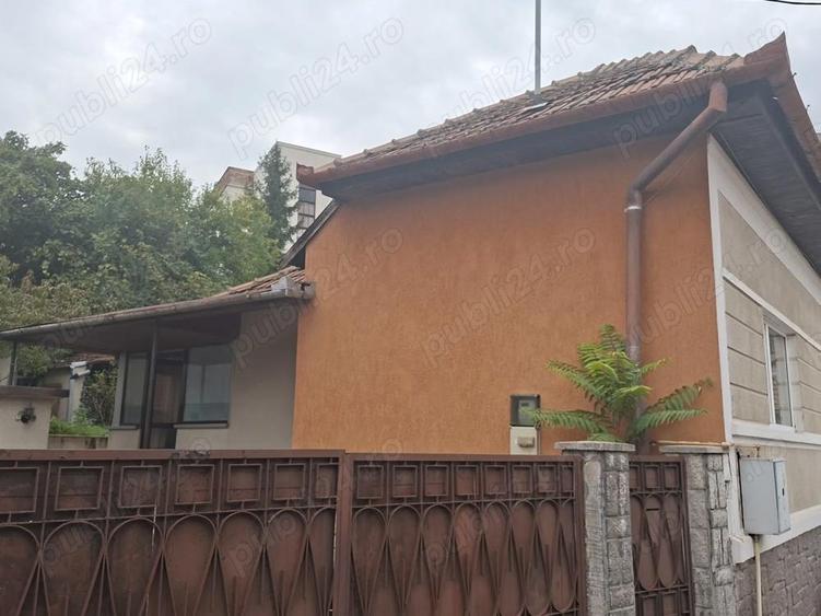 Casa si teren aferent de vanzare in Deva in zona Cetatii - 4
