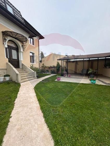 Casa stil boieresc,zona centrala, teren 450mp, comision zero - 28