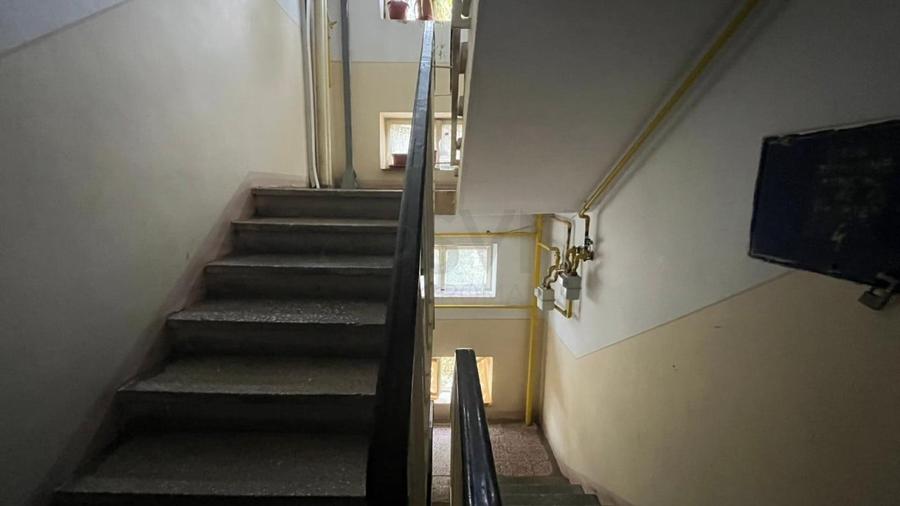 REA1026107 Redus. 2 camere Buftea Studios zona excelenta - 12