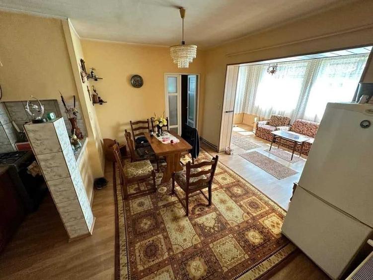 BRASADAS vinde Casa P+Et+M 241mp  -zona TITULESCU. - 3