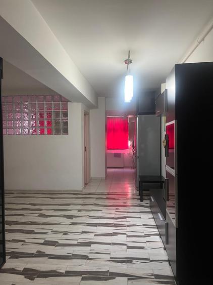 Studio modern, mobilat si utilat , centrala gaz, bloc 2010, etaj10, lift - 15