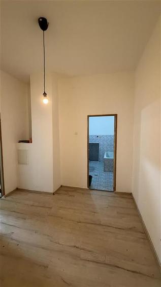 GARSONIERA SPATIOASA CU PARCARE SI BOXA - STEFAN CEL MARE - 3/3 - BLOC 1957 - 5