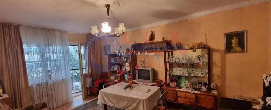 ID 3480 Apartament 3 camere Piata Noua