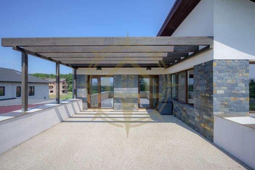 Comision 0 Vila Pasiva | Panouri Fotovoltaice | Vedere Lac Balotesti - 4