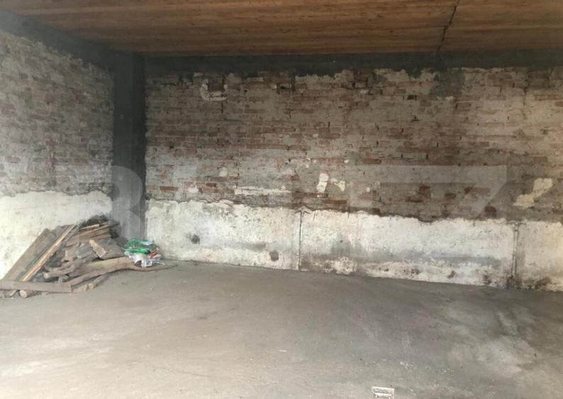 Casa de vanzare, cu 7 camere, 350 mp u & 2850 mp teren - 9