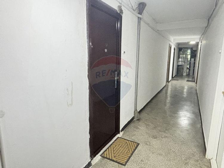 Garsoniera de vânzare în zona Drumul Taberei - 9