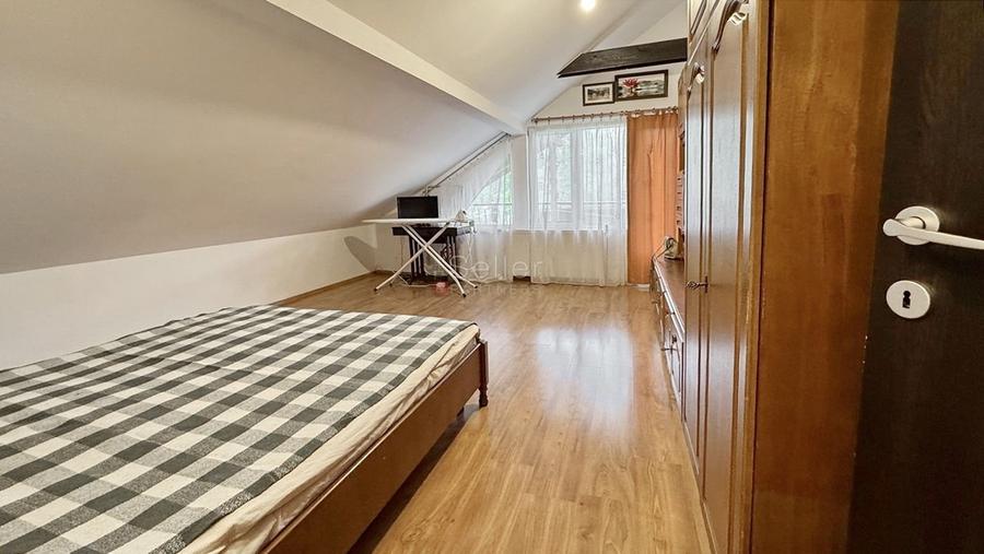 Casa De Vanzare Langa Padure - 38