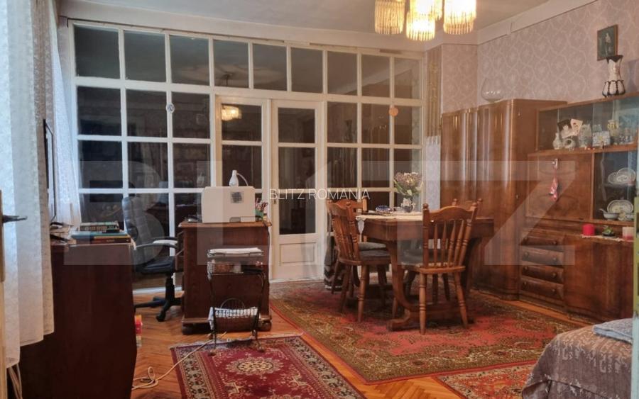 Casa de vanzare cu 4 camere, 110 mp, zona 14 Mai