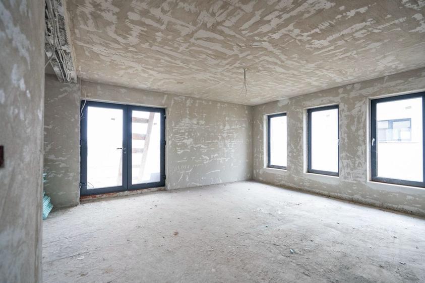 CASA NOUA SEMIFINISATA IN CIHEI CU 3 CAMERE - 5