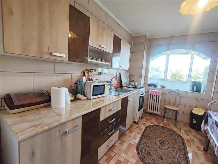 Apartament decomandat la et.2/10, vedere panoramica pe parcul TEI - 19