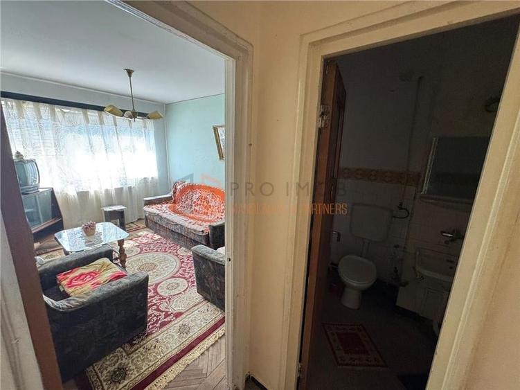 Apartament 3 camere confort 1 decomandat  Zona Spiru Haret - 11