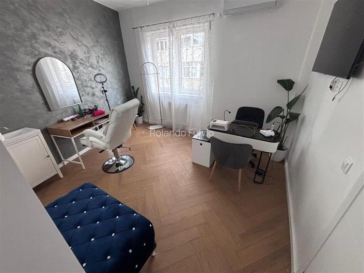 IDEAL INVESTITIE!  Vanzare garsoniera  total renovata, in bloc mic, Piata Doroba