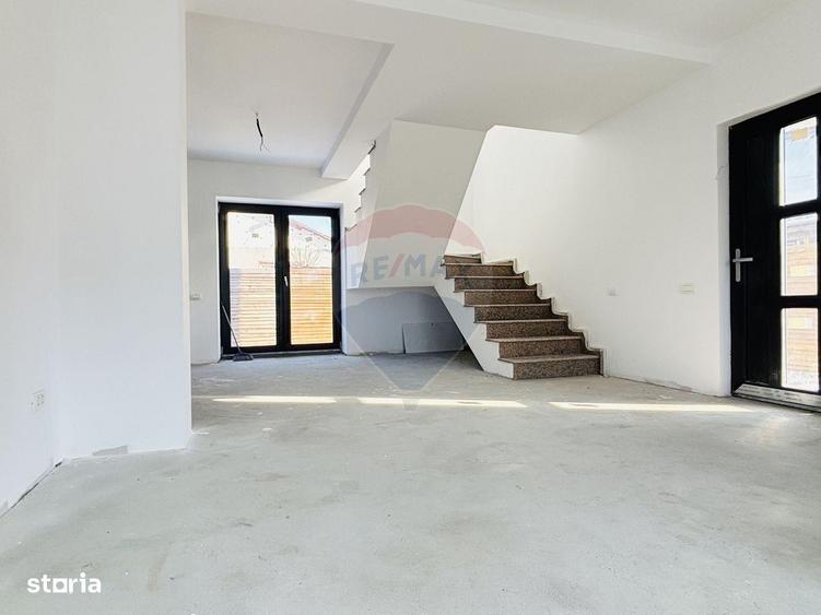 Vila cu 4 camere de vanzare - 8