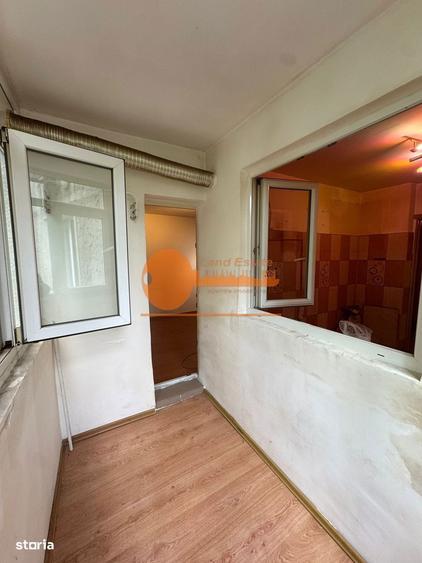 Apartament cu 3 camere în Crângași
