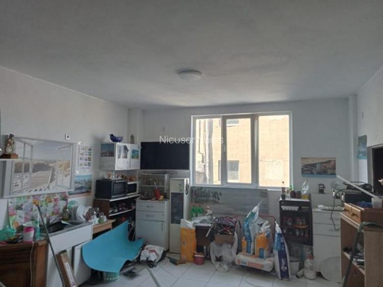Apartament luminos de vânzare Apartament luminos de vânzare