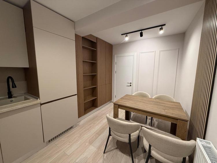 𝐏𝐄𝐍𝐓𝐇𝐎𝐔𝐒𝐄 - Ioan Popasu-Tractorul-Cod - 6