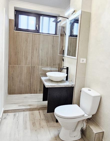 Apartament 3 camere, 72,5 mp, renovat recent, Etaj 2, luminos și primitor - 11