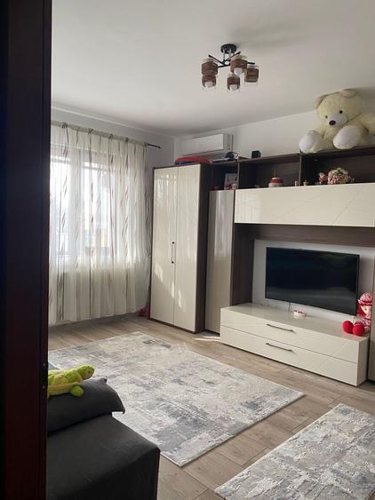 Apartament 3 camere cartier Orizont - 1