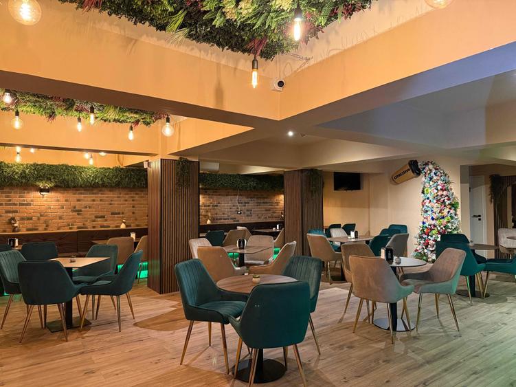 INCHIRIEZ CAFENEA ultracentral - 2