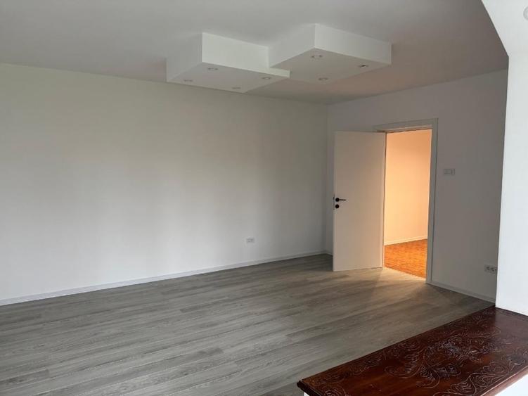 Garsoniera parter  excelenta pentru cabinet psihologic sau birou nemobilata - 9