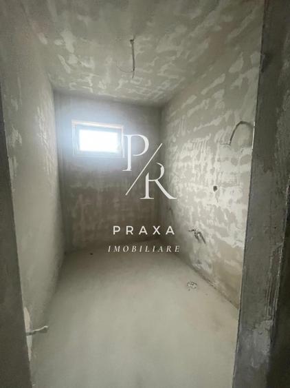 Apartament de vanzare 3 camere semifinisat , parcare, zona Catanelor! - 9