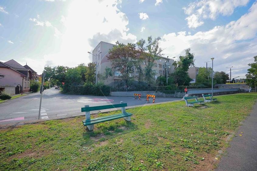 Apartament 3 camere, ultracentral, pod Decebal, et. 3, de vânzare - 21