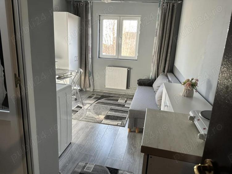 Sunt proprietar si inchiriez o garsoniera in Calea Buziasului, etaj 3. - 5