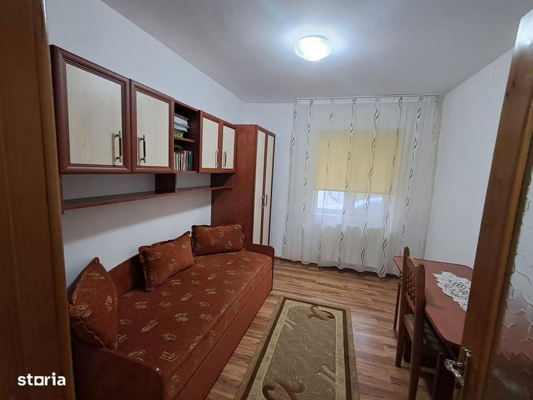 Apartament 3 camere Zona Inspectoratul Scolar - Parter - 70 mp - 7