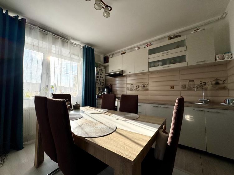 Apartament 3 camere, 76 mp, 2 băi, 2 parcări, etaj intermediar, Baciu - 5