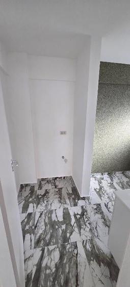 Garsoniera decomandat - zona Tractorul - 8