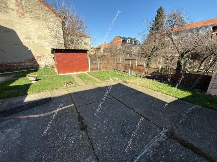 Casa individuala 2 apartamente | 310 mp utili |  clinica / birouri Elisabetin - 28