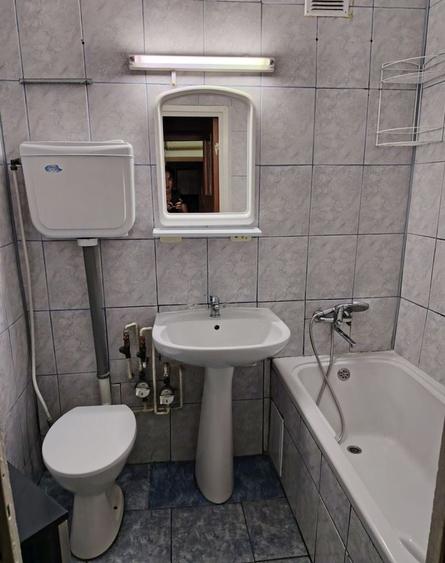 Apartament cu 2 camere decomandat, mobilat în Drumul Taberei