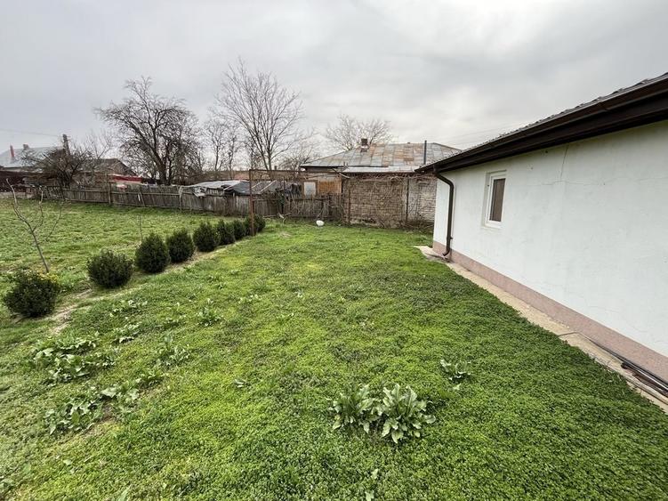 Casă cu 4 camere în Bălăceanu