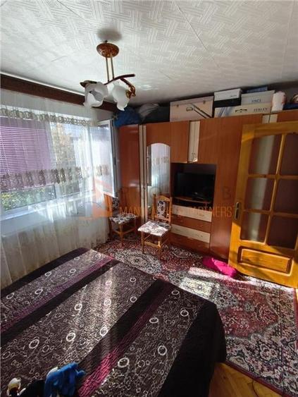 Apartament 3 camere cf 1 semidecomandat zona Micro 5 - 4