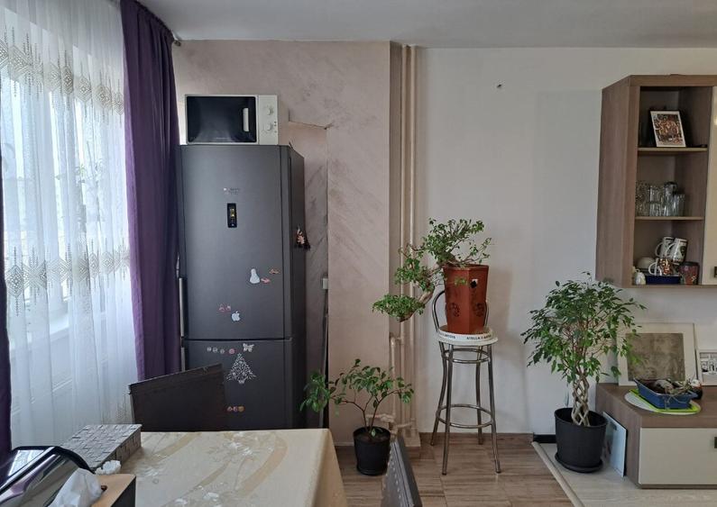 Dristor metrou, Kaufland - garsoniera de vanzare etaj 4/10 - 7