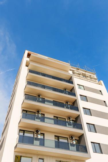 STUDIO - ZONA PIPERA - LOC PARCARE INCLUS - SECURIZAT 24/7 - COMISION 0% - 17