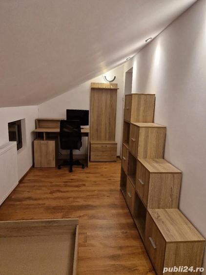 Propietar, vand apartament cu 3 camere, situat central, la curte comuna! - 2