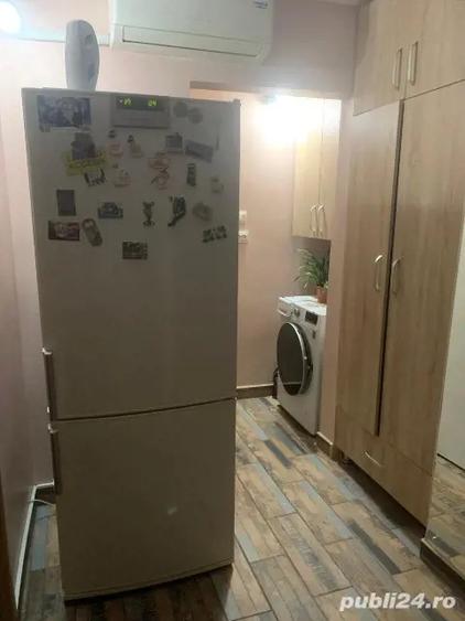 Proprietar vand apartament decomandat km 4-5 , vis-a-vis Kaufland - 9