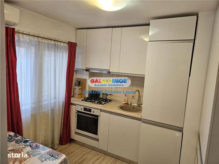 Piata Crangasi, Metrou Crangasi - 19