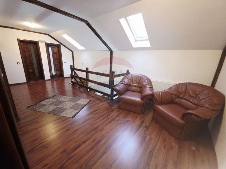 Casa /Vila de vanzare in Durau - 48