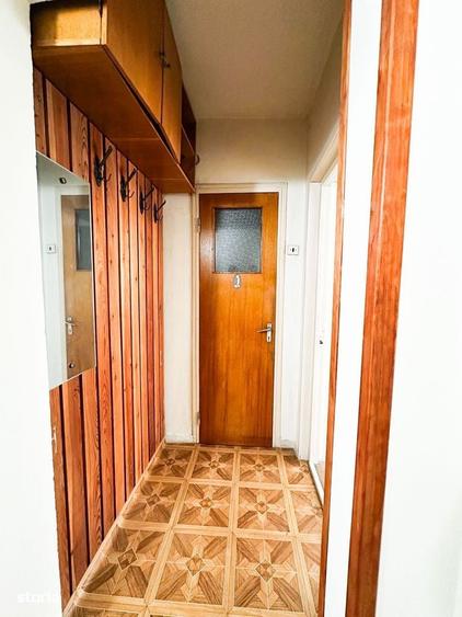 Apartament cu 4 camere decomandat în Republicii