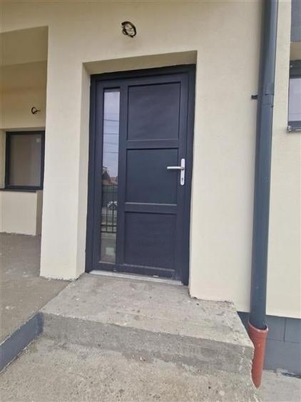 Casa P+E , teren 276 mp, parte dintr-un triplex - Statia de Salvare - 12